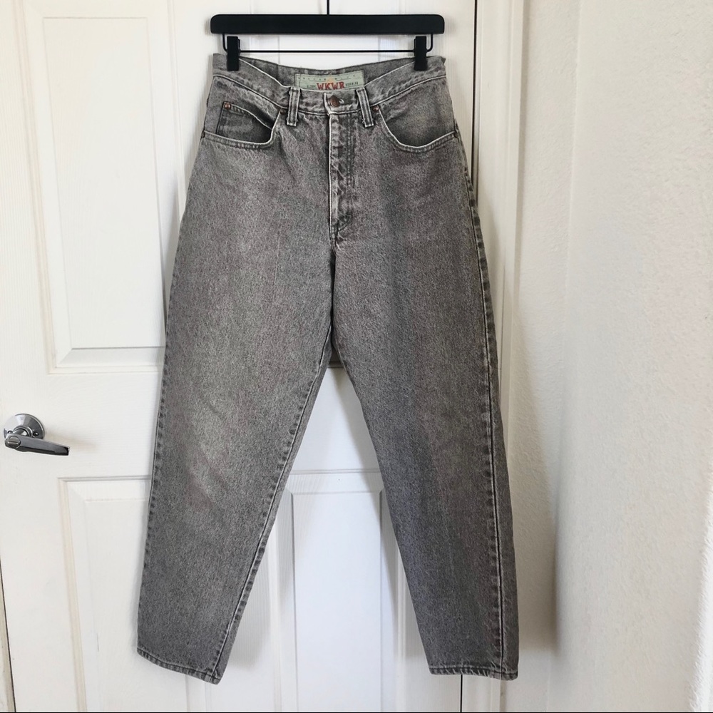 Vintage High Rise Mom Jeans.